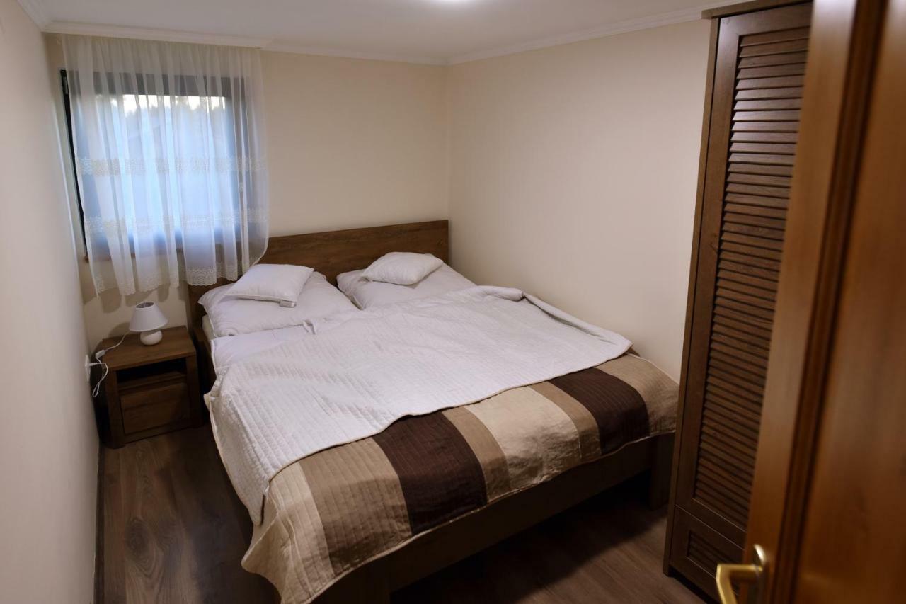 Siraly Apartman Hajdunanas Luaran gambar